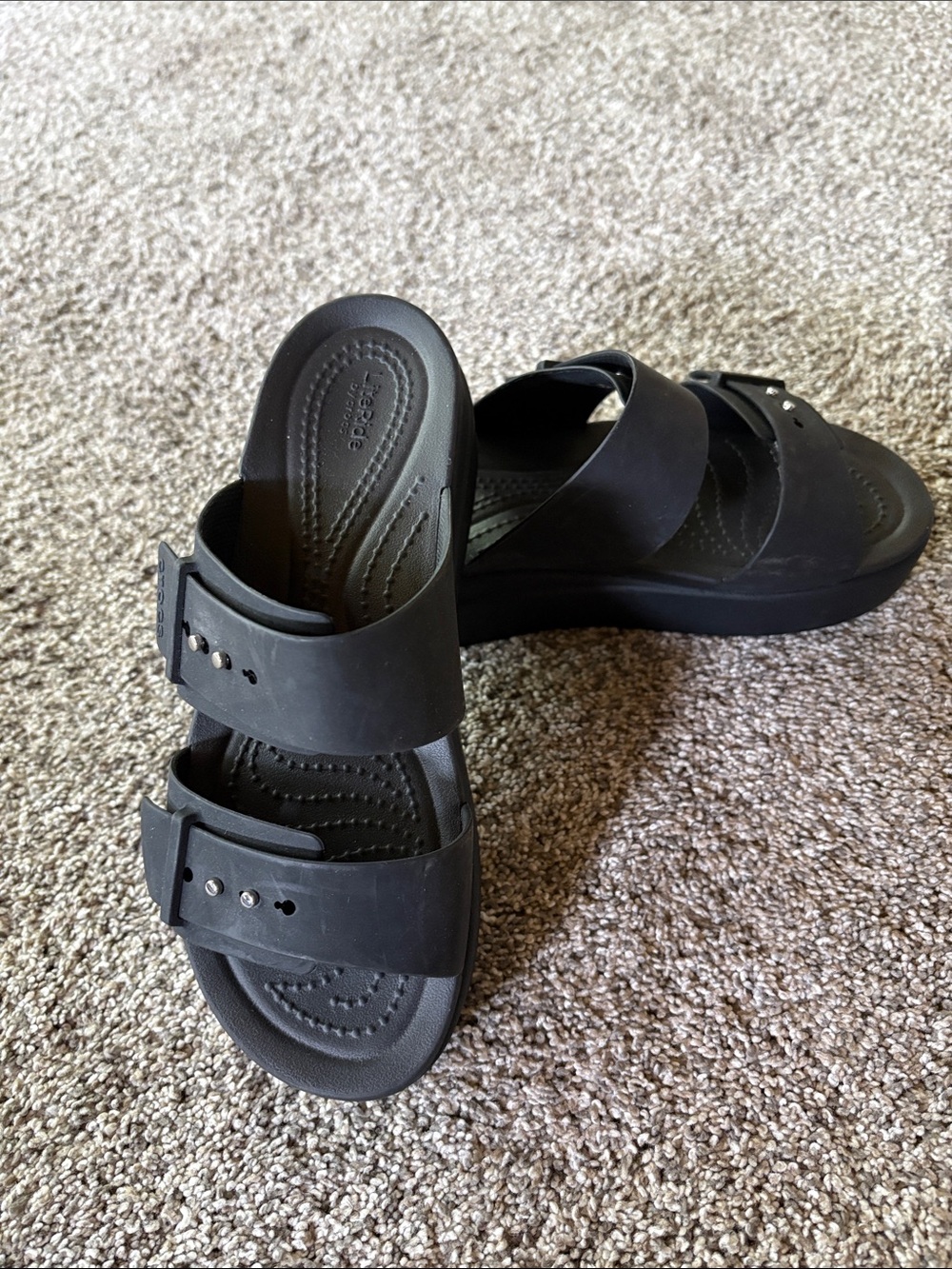 Crocs sz 6